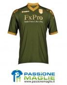 Terza maglia del Fulham