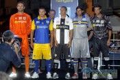 Divise Parma 2010-2011