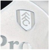 Particolare del logo di colore argento