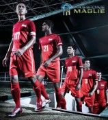 La squadra del Singapore con la nuova maglia Nike Foto squadra Singapore
