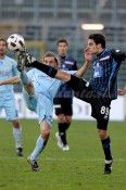 Una fase di gioco della partita tra Atalanta e Albinoleffe Derby Atalanta-Albinoleffe 2010