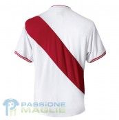 Il retro della divisa home del Perù by Umbro Retro maglia Perù home