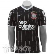 La seconda maglia nera del Corinthians 2011 Nike Maglia away Corinthians 2011