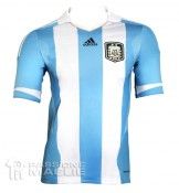 La nuova casacca dell'Argentina per il 2011 firmata Adidas Maglia home Argentina 2011
