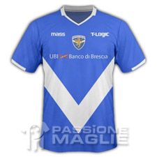 Maglia fantasy del Brescia con V più in basso
