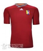 La prima maglia del Venezuela per il 2011 Maglia home Venezuela 2011