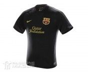 La seconda maglia del Barcellona 2011-2012 completamente nera Barcellona away kit 2011-2012 Nike