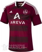 La maglia Adidas del Norimberga per il 2011-2012