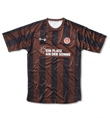La maglia away 2011-2012 del St.Pauli firmata Do You Football
