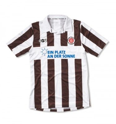 La maglia del St.Pauli 2011-2012 firmata Do You Football