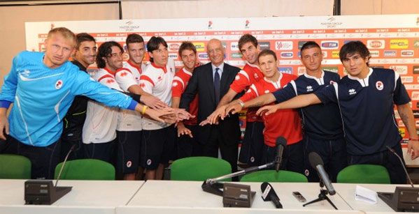 Le maglie del Bari 2011-2012