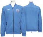 Jacket abbinato al completo away dell'Inghilterra 2011
