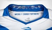 L'interno del colletto della prima maglia del Velez 2011