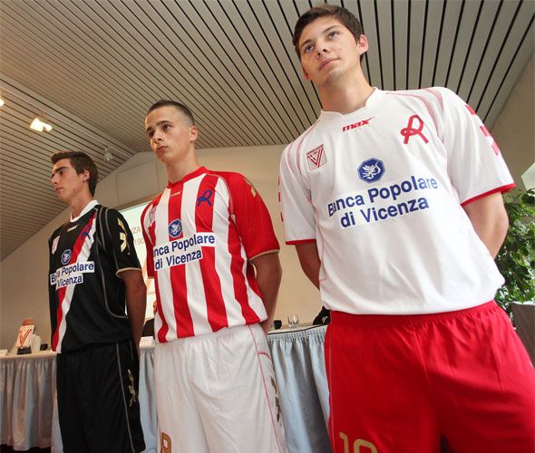 Presentazione maglie Vicenza Calcio 2011-2012