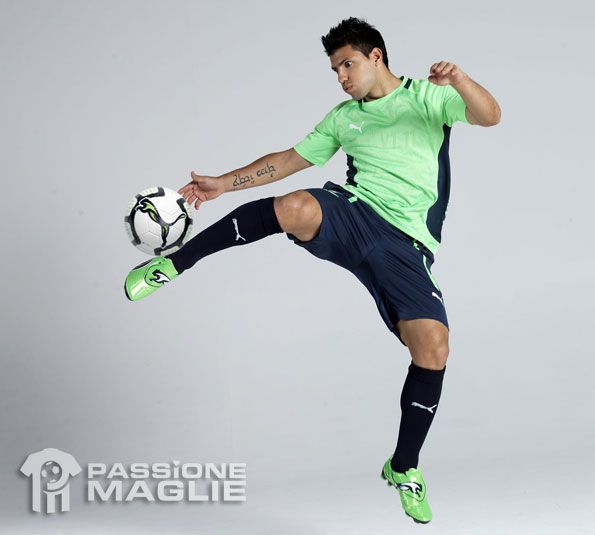 Sergio Aguero sponsorizzato da Puma Aguero firma con Puma