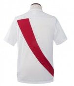 Il retro della prima maglia del Perù Il retro della prima maglia del Perù