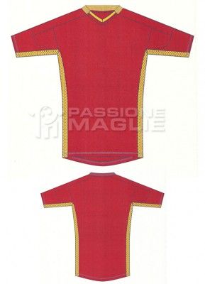 Bozza della prima maglia per la Romania