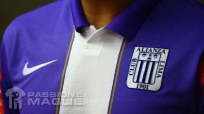Dettaglio colletto Alianza Lima