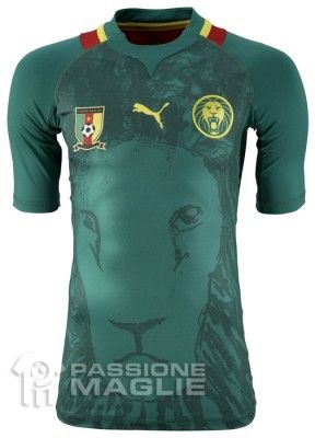 Prima maglia Camerun 2012 firmata Puma Divisa Camerun home 2012