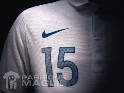 Il numero 15 stampato sulla seconda divisa francese