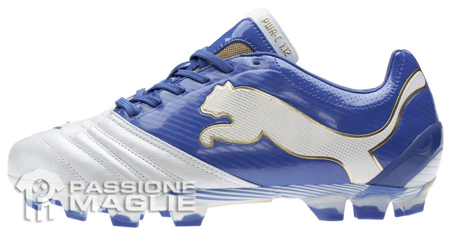 puma bianche e blu