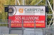 Cartellone SOS Alluvione per raccogliere fondi