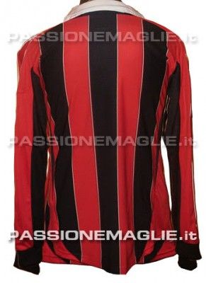 Retro prototipo maglia Milan 2012-13 La possibile maglia del Milan 2012-2013 retro