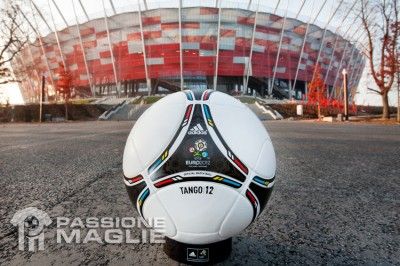 Tango 12 official ball Euro 2012