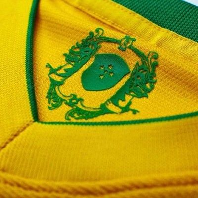 Stampa colletto interno maglia Brasile La stampa dell'artista Don Torrelly sulla maglia del Brasile