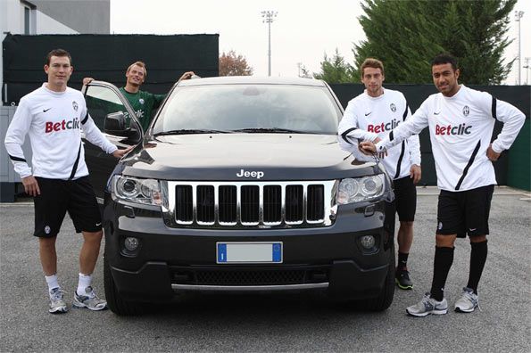 Jeep en camisetas de la Juventus juventus sponsor Jeep en camisetas de la Juventus