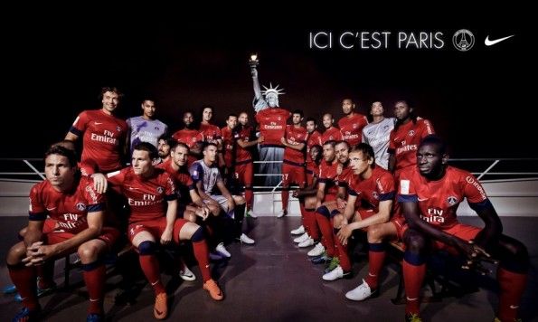 La maglia da trasferta del Paris Saint-Germain 2012-2013 presentata a New York
