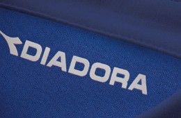 firma diadora
