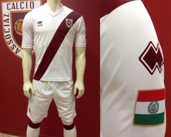 Kit trasferta Reggiana 2012-2013