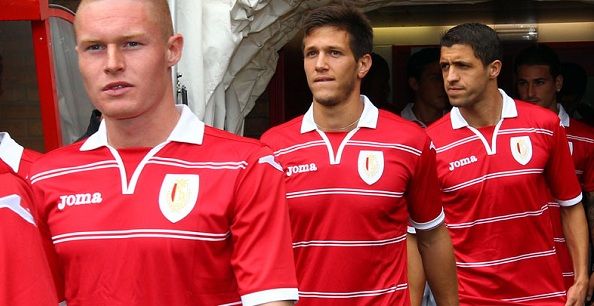 La nuova maglia Joma dello Standard Liegi