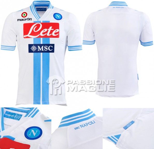 La terza maglia del Napoli 2012-2013