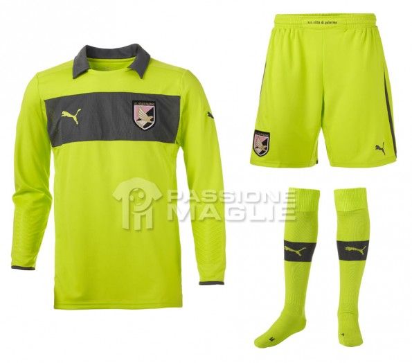 La divisa da portiere del Palermo 2012-2013 Palermo portiere 2012-2013