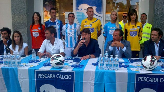 Presentazione maglie Pescara