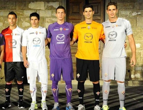 Presentazione in Piazza della Signoria, kit Fiorentina Maglie portiere Fiorentina 2012-2013