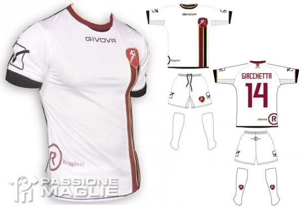 La seconda maglia della Reggina 2012-2013 Givova bianca Reggina maglia away 2012-2013