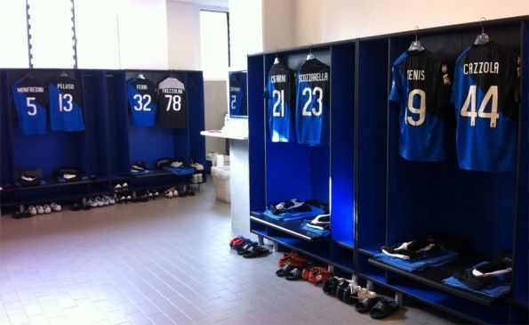 Spogliatoio Atalanta divise Bortolotti