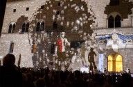 Video realizzato da Joma e proiettato sulla facciata di Palazzo Vecchio Video presentazione maglie Fiorentina