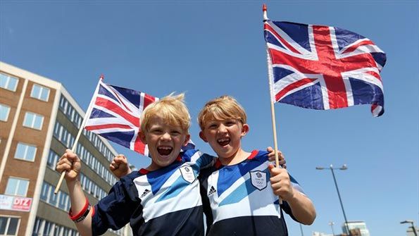Due bambini tifosi della Gran Bretagna a Londra 2012 Bambini supporter Team GB