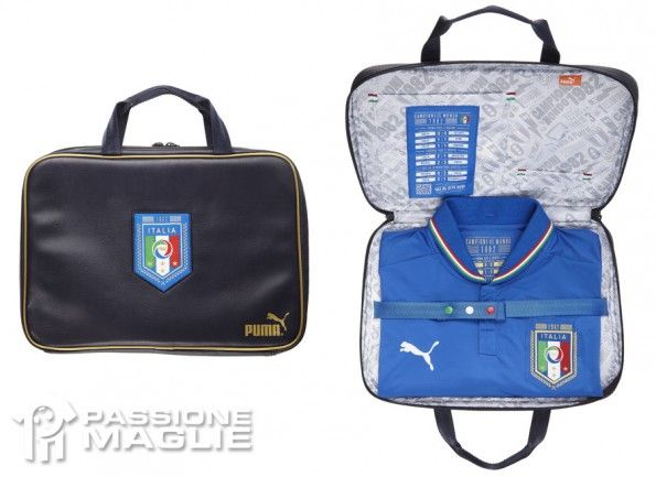 Packaging divisa Italia celebrativa 30 anni dal mondiale 1982 Borsa speciale casacca Italia Puma 1982