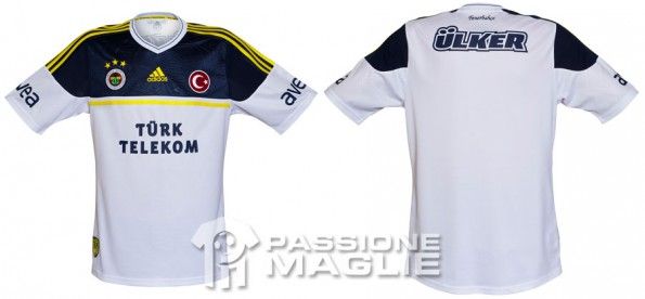 Casacca away del Fenerbahce 2012-2013 adidas Fenerbahce maglia trasferta 2012-2013