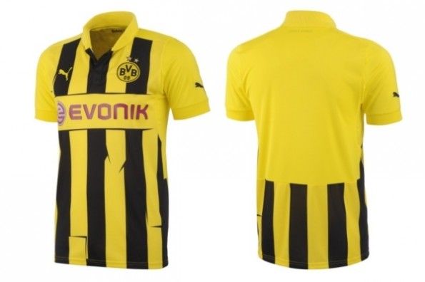 Fronte e retro della maglia europea del Borussia Dortmund 2012-2013