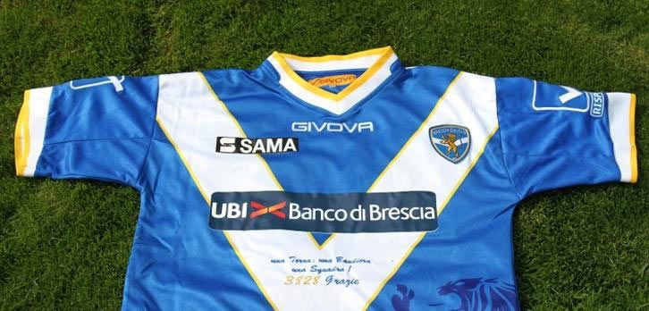 Maglia celebrativa Brescia 3828 abbonati