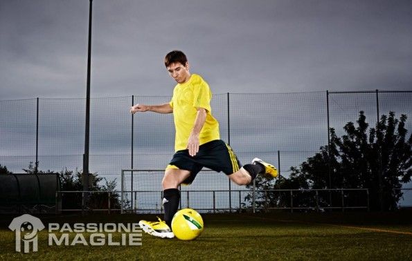 Messi scarpe adizero F50