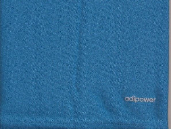 La scritta Adipower sulla maglia della nazionale di rugby