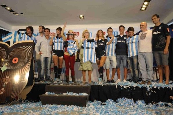 Presentazione divise Racing Club 2013