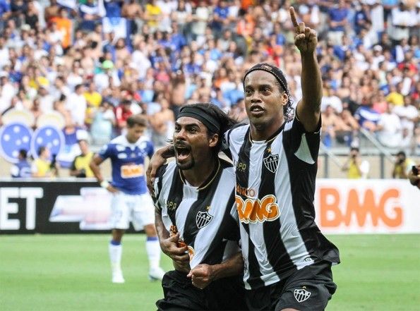 Ronaldinho maglia Atletico Mineiro 2013